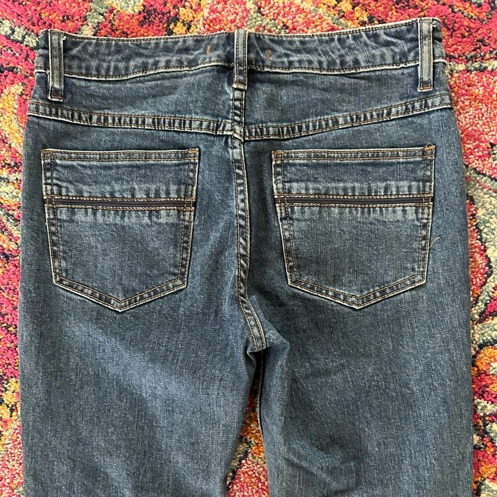 Free People | Women’s medium blue denim mild flare cropped jeans zip close Sz 27